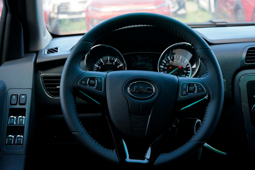 JAC LA VENEZOLANA INTERIORES 3
